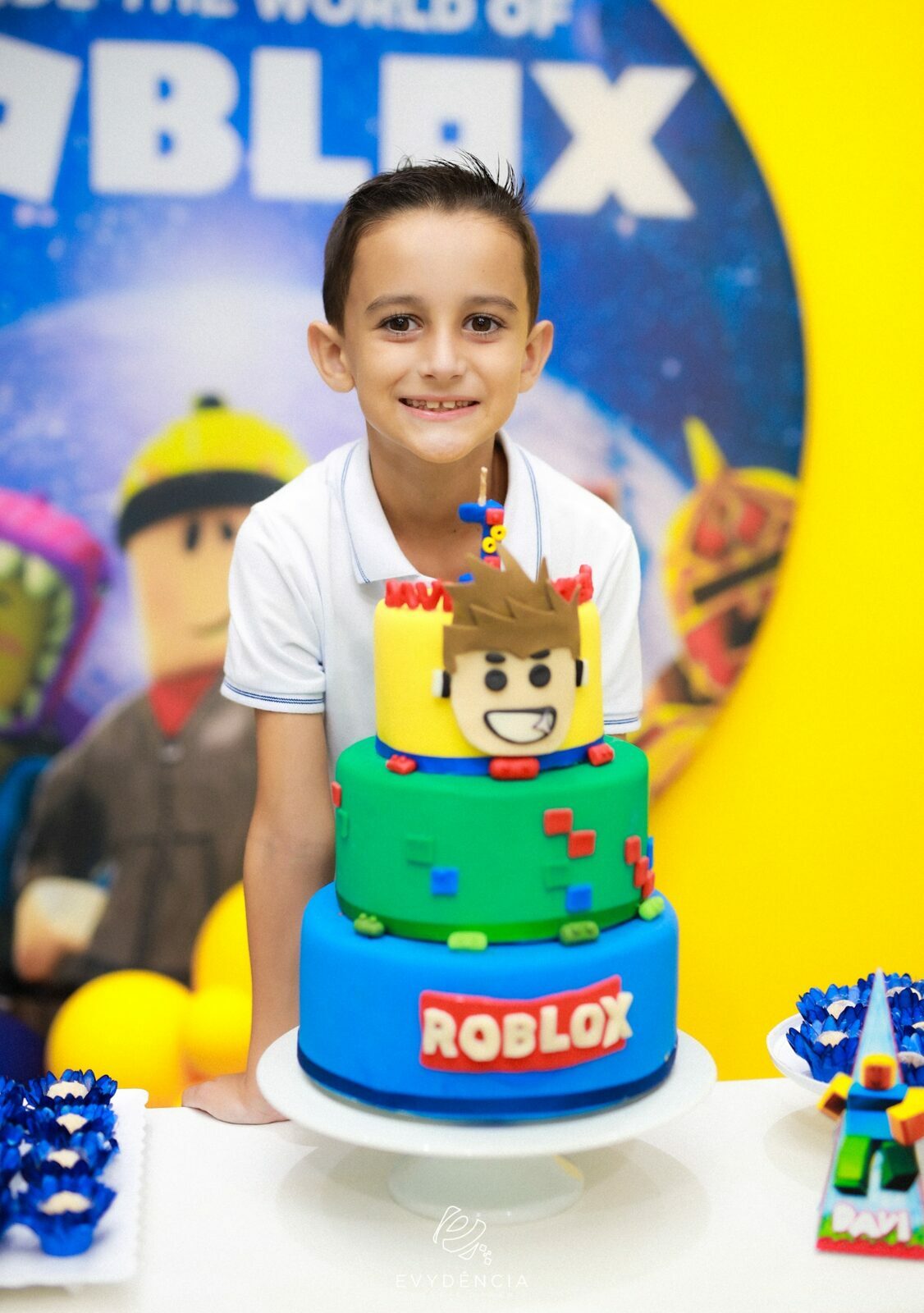 bolo do roblox de 7 anos